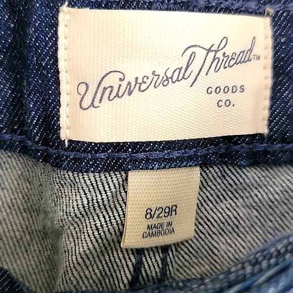 [*3 Items For $20 In Bundle*] Universal Thread Vintage Midi Shorts 8 - Picture 2 of 6